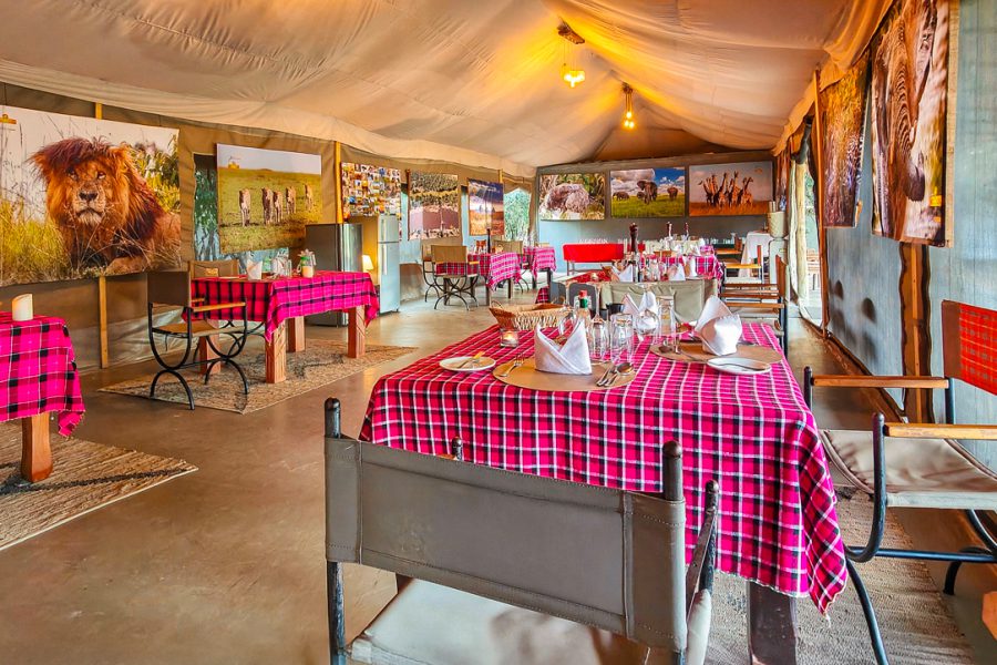 Malaika Lounhe, dining slider ok 1000152962 Kopie